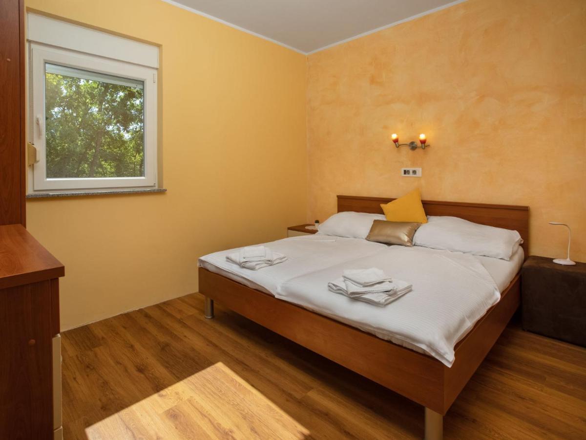 Holiday Home Lavendel - Mlk159 By Interhome Dobrinj Exterior photo